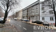 Prodej bytu 3+1, 110 m2, OV, Praha 6, Bubene, ul. Terronsk