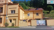 Prodej rohovho RD, 122 m2, Loket (okres Sokolov)