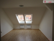 Pronjem bytu 1+kk, 26 m2, OV, Praha 10, Stranice, ul. Za potou