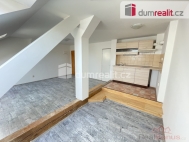 Pronjem bytu 1+kk, 32 m2, OV, Praha 5, Smchov, ul. Jindicha Plachty