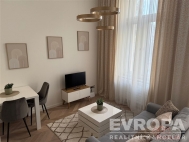 Pronjem bytu 2+kk, 38 m2, OV, Praha 2, Vinohrady, ul. afakova