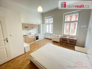 Pronájem bytu 1+kk, 25 m2, OV, Praha 5, Smíchov, ul. Svornosti