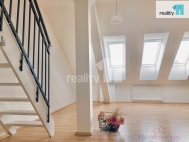 Pronjem bytu 3+kk, 65 m2, OV, Praha 6, Ruzyn, ul. Drnovsk