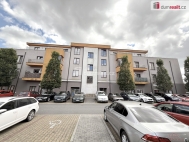Prodej bytu 1+kk, 33 m2, OV, Uhersk Hradit, ul. Zelen nmst
