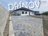 Pohled od vchodu