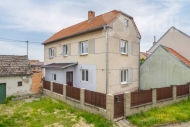 Prodej řadového RD, 127 m2, Dolní Bojanovice (okres Hodonín) - exkluzivně