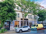 Pronájem komerčního objektu : Obchodní centrum, Praha 10, Strašnice - exkluzivně