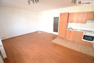 Pronjem bytu 1+kk, 36 m2, OV, Praha 9, Letany, ul. Zlonick