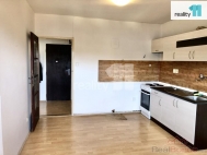 Pronájem bytu 1+1, 42 m2, OV, Praha 6, Dejvice, ul. Vostrovská