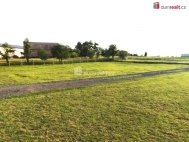 Prodej pozemku , určený k výstavbě RD, Ždánice (okres Kolín)