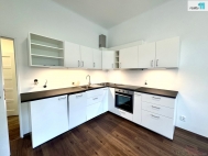 Pronjem bytu 2+kk, 43 m2, OV, Praha 2, Nusle, ul. Svatoplukova