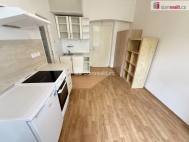 Pronájem bytu 2+kk, 35 m2, OV, Praha 5, Smíchov, ul. Kmochova