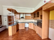 Prodej bytu 2+1, 81 m2, OV, Marinsk Lzn (okres Cheb), ul. Husova