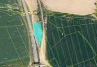 Prodej pozemku 11 640 m2, zemdlsk pda, erven jezd, Nov Dvory (okres Beneov)