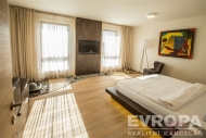 Prodej bytu 6+kk, 182 m2, OV, Beroun, Beroun-Zvod, ul. Na Veselou
