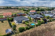Prodej rohovho RD, 82 m2, Velik Ves (okres Praha-vchod)