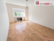 Pronjem bytu 2+1, 65 m2, OV, Praha 10, Vrovice, ul. 28. pluku
