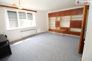 Prodej bytu 3+1, 93 m2, OV, Marinsk Lzn, ڹovice (okres Cheb), ul. Dukelsk