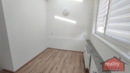 Prodej bytu atypick�, 0 m2, OV, Nupaky (okres Praha-v�chod) - exkluzivn�