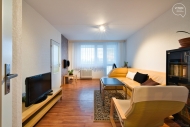 Pronjem bytu 3+1, 86 m2, OV, Praha 5, Stodlky, ul. Zzvorkova