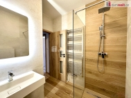 Prodej bytu 1+kk, 31 m2, OV, Horn Blatn (okres Karlovy Vary), ul. nmst Sv. Vavince