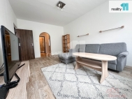 Pronjem bytu 2+1, 56 m2, OV, Krom, ul. Plenkova