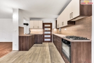 Pronjem bytu 2+kk, 76 m2, OV, Chrṻany, Bylany (okres Koln)
