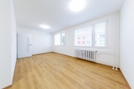 Prodej bytu 3+kk, 64 m2, OV, Slaný (okres Kladno), ul. Na Vavřinci