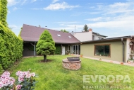 Prodej samostatného RD, 230 m2, Hradec Králové, Roudnička