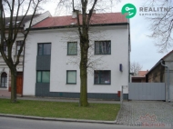 Prodej řadového RD, 200 m2, Hradec Králové