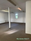 Pronjem komernho objektu : Administrativn b., Praha 10, Uhnves