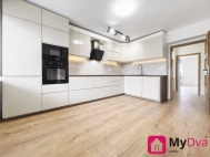 Pronjem adovho RD, 220 m2, Znojmo