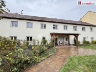 Pronjem bytu 2+kk, 52 m2, OV, Kralupy nad Vltavou (okres Mlnk), ul. Palackho nm.