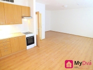 Pronjem bytu 1+kk, 41 m2, OV, Znojmo, ul. Vdesk tda