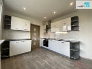 Pronjem bytu 3+1, 70 m2, OV, esk Lpa, ul. Zhoeleck