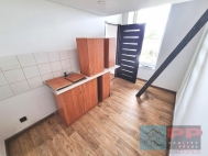 Pronjem bytu 1+kk, 0 m2, OV, Peky (okres Koln), ul. Petra Bezrue
