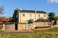 Prodej rohového RD, 104 m2, Chýně (okres Praha-západ)