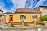 Prodej rohovho RD, 90 m2, Lysice (okres Blansko)