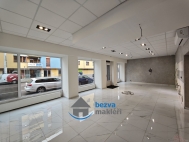 Pron�jem obchodn�ch prostor, Pardubice, Zelen� P�edm�st�