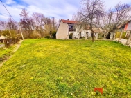 Prodej pozemku , určený k výstavbě RD, Malý Újezd (okres Mělník) - exkluzivně