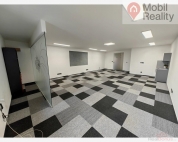 Pron�jem komer�n�ho objektu : Administrativn� b., Hol��ov (okres Plze�-jih)