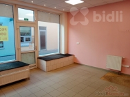 Pron�jem obchodn�ch prostor, Prost�jov