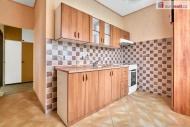 Prodej bytu 3+1, 73 m2, OV, Hrozn�t�n (okres Karlovy Vary), ul. S�dli�t�