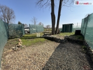 Pron�jem pozemku , zahrada, Veltrusy (okres M�ln�k)