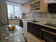 Prodej bytu 5+1, 160 m2, OV, Kaplice (okres �esk� Krumlov), ul. Omlenick�