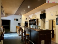 Pron�jem obchodn�ch prostor, Karlovy Vary, Ryb��e