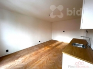 Pron�jem bytu 3+kk, 55 m2, OV, P�erov, P�erov I-M�sto, ul. Interbrigadist�