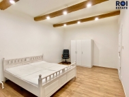 Pron�jem bytu 2+kk, 55 m2, OV, Praha 7, Hole�ovice, ul. Janovsk�ho