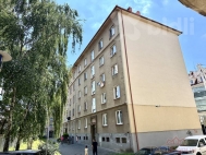 Prodej bytu 3+1, 78 m2, OV, Hradec Kr�lov�, ul. Okru�n� - exkluzivn�
