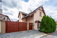 Prodej samostatn�ho RD, 242 m2, B��stv� (okres Nymburk) - exkluzivn�